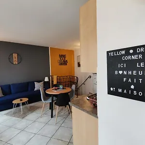 Yellow Dream Corner Appartement Gex